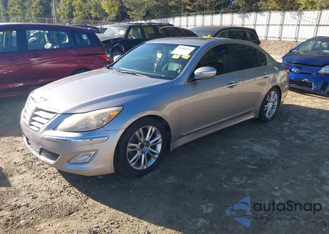 2013 Hyundai Genesis 3.8 z USA, uszkodzony, nr VIN KMHGC4DD6DU231232